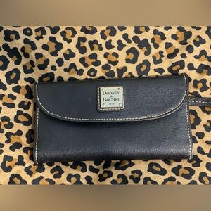 Dooney & Bourke Saffiano Black Wallet